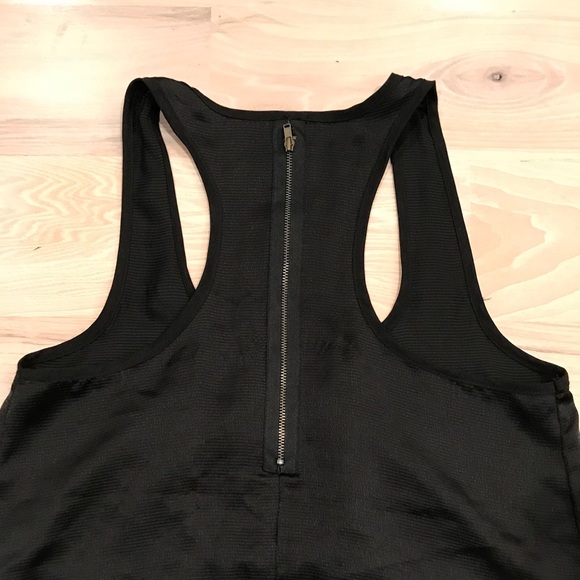 EVERLY | RAZOR BACK TANK - Picture 2 of 2